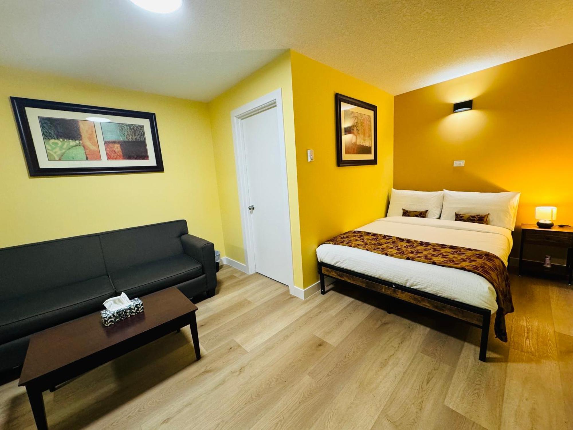 Avola Mountain Lodge Room photo