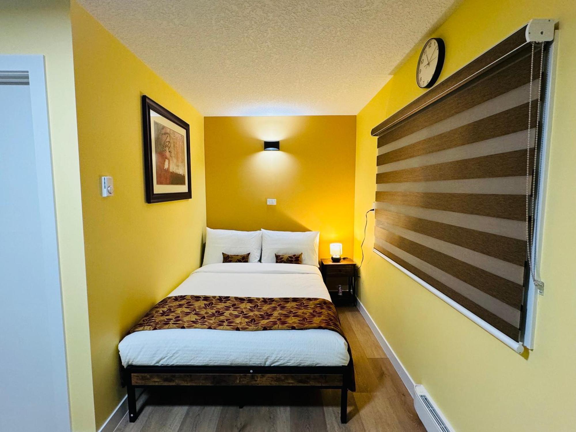 Avola Mountain Lodge Room photo