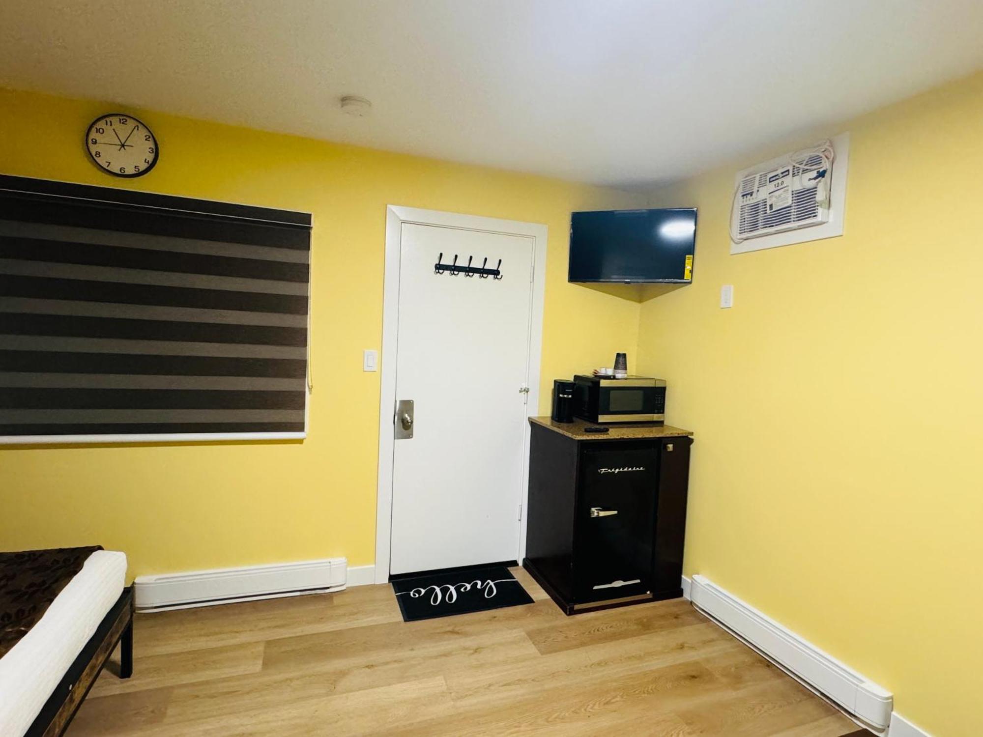 Avola Mountain Lodge Room photo