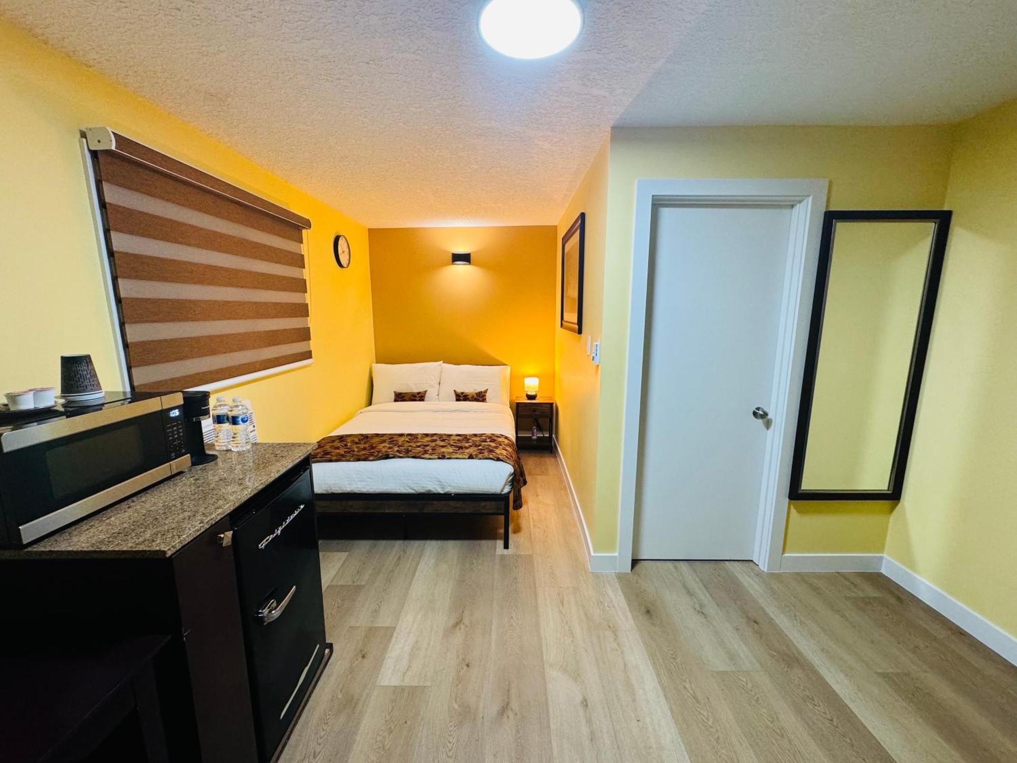 Avola Mountain Lodge Room photo